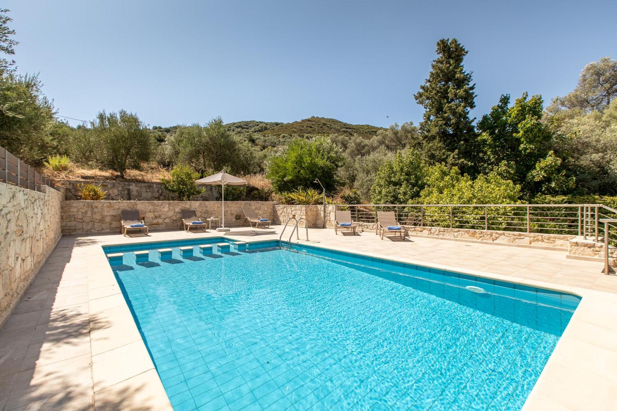 Villa Neaira Vatolakkos  Экстерьер фото