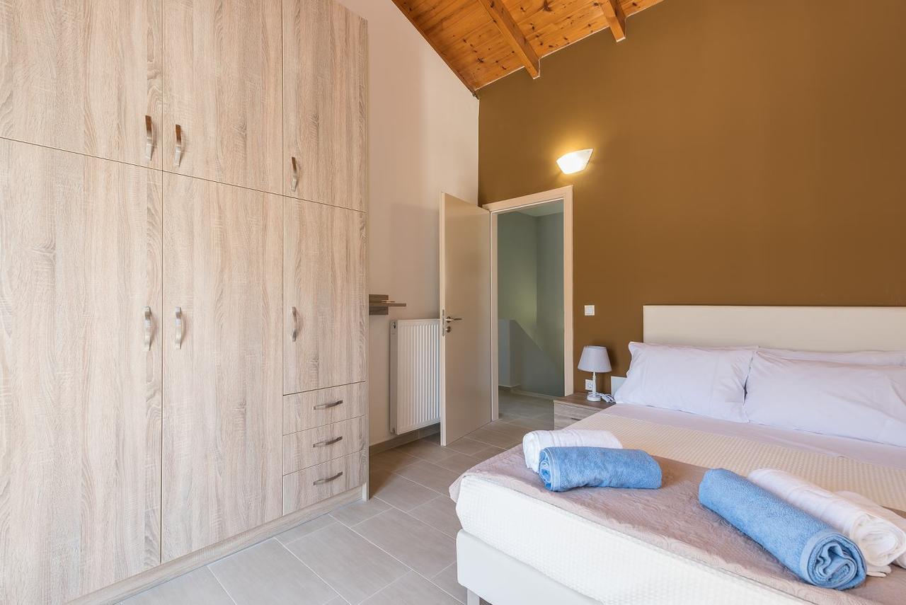 Villa Neaira Vatolakkos  Экстерьер фото
